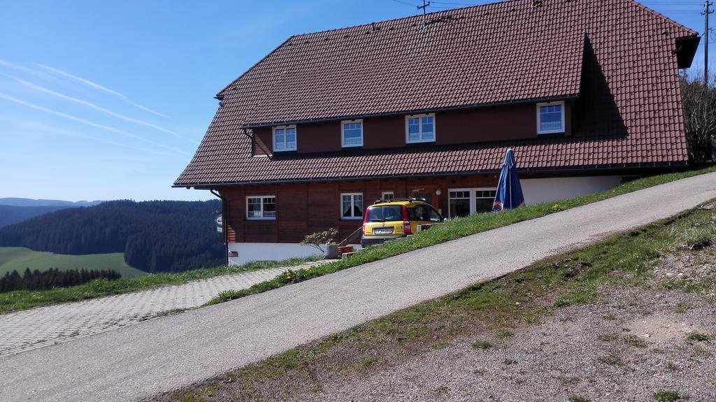 Pension Forsthaus Taele - Das Gaestehaus Vom Schwarzwaldgasthaus Salenhof Titisee-Neustadt Εξωτερικό φωτογραφία